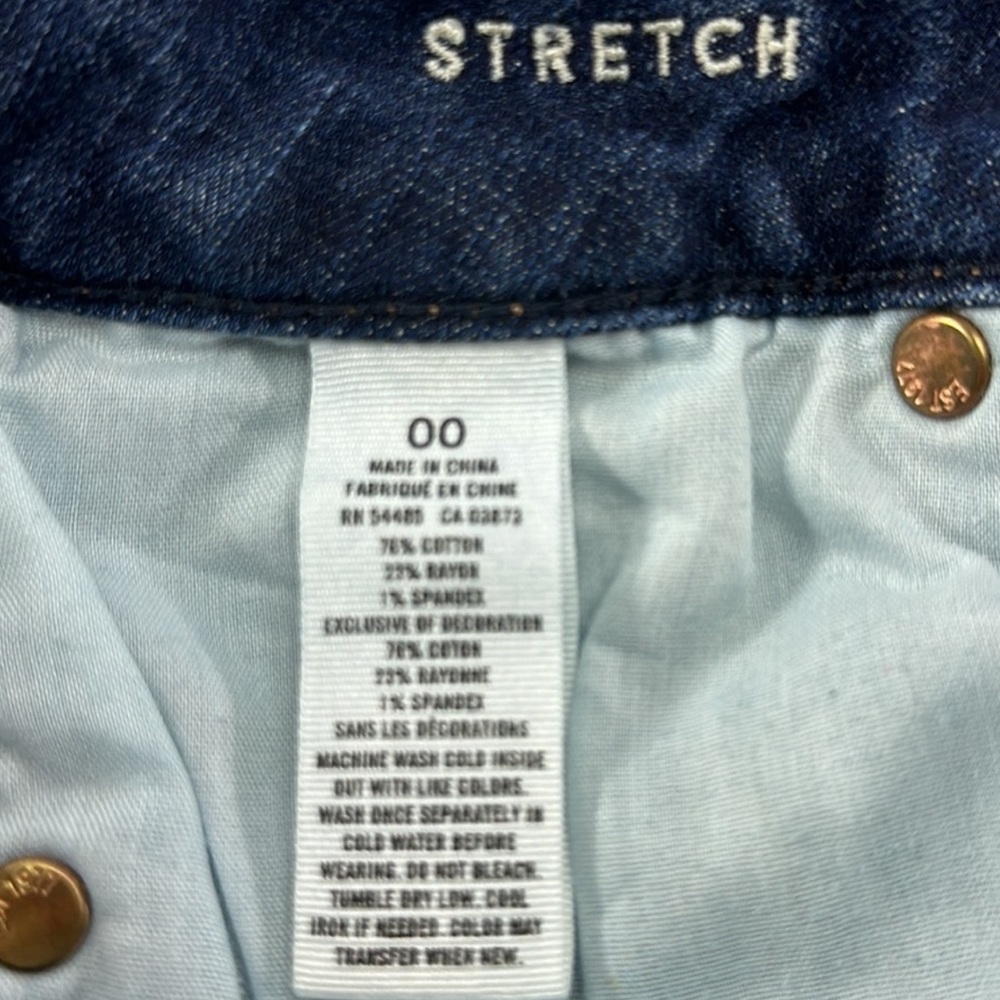 American Eagle Outfitters Stretch Whisker Raw Hem Shorts - Picture 3 of 7